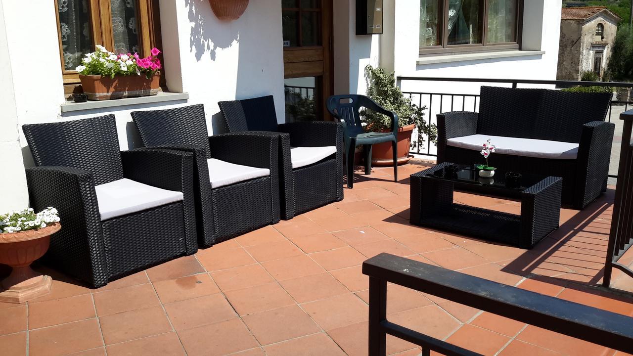 La Magione Hotell Serravalle Pistoiese Exteriör bild